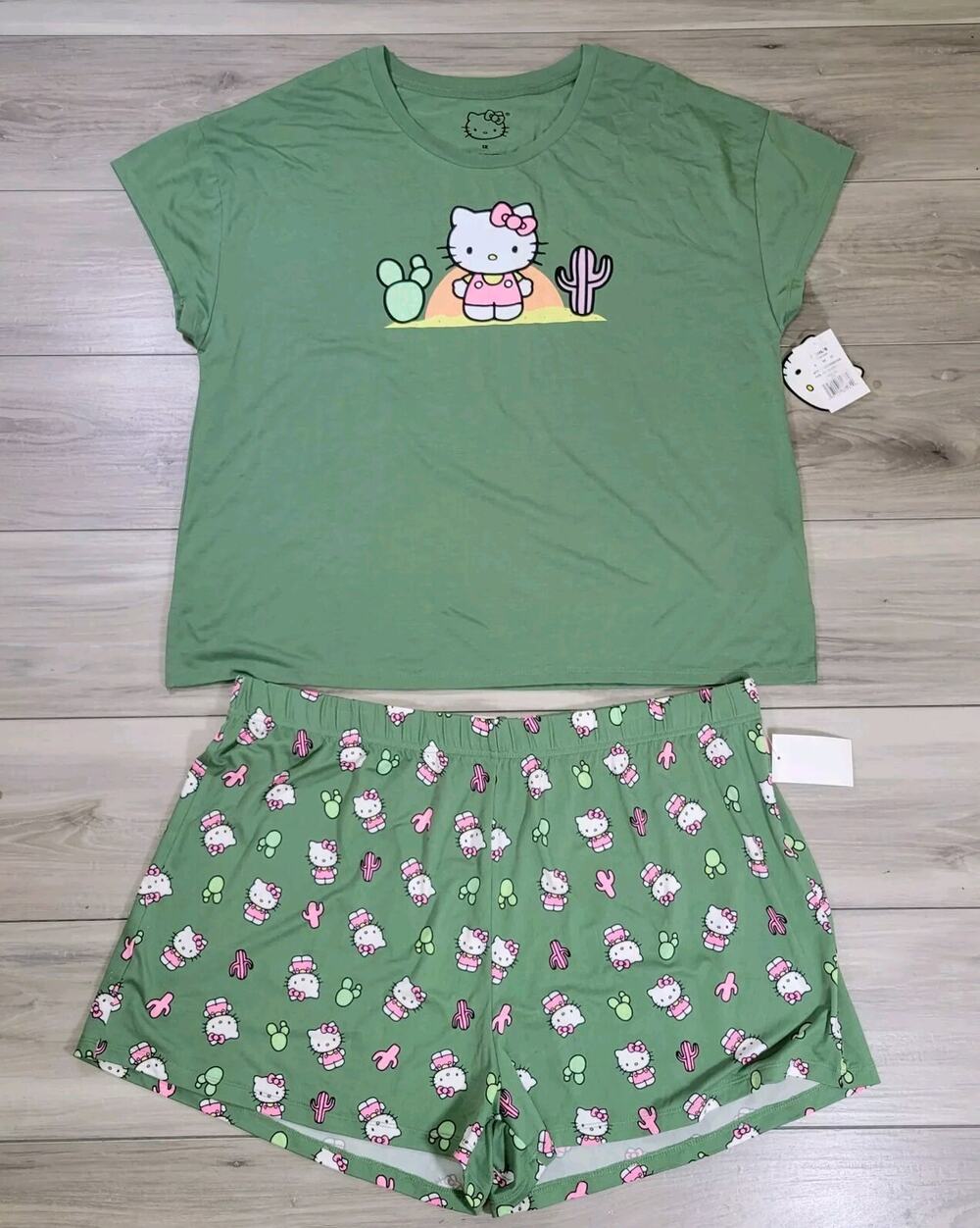 Hello Kitty Pijama Women's 1X Green 2 PC Set Shorts Polyester New